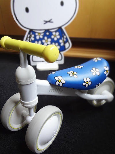お花柄の、のりもの D-bike mini miffy｜みみよりブログ｜dickbruna.jp