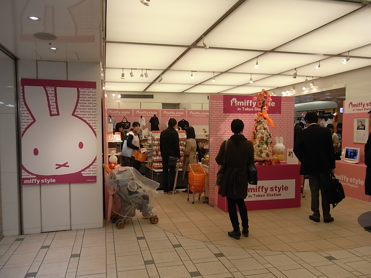 ミッフィースタイル　東京駅