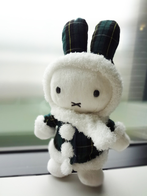 ミッフィー コートドレスぬいぐるみ 2024年9月7日(土)より発売予定!miffy style限定 15周年記念