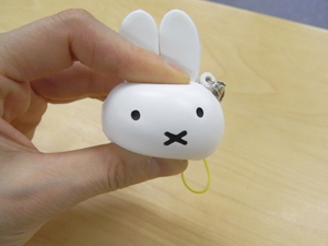ミッフィーをスクイーズ - dickbruna.jp 日本のミッフィー情報サイト