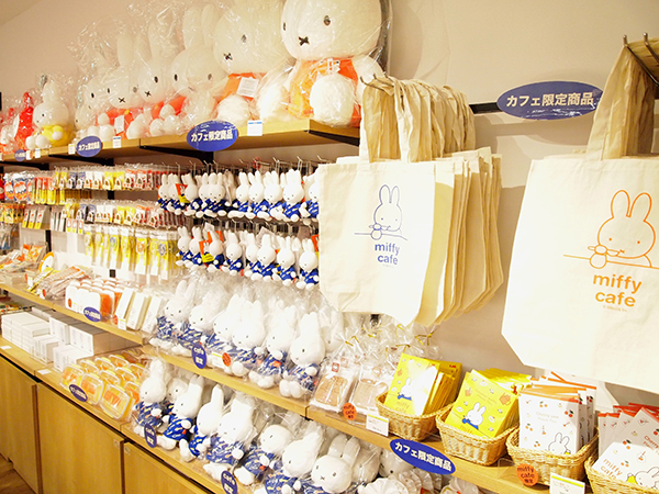 渋谷パルコ miffy cafeミッフィーカフェでおかいもの　その1