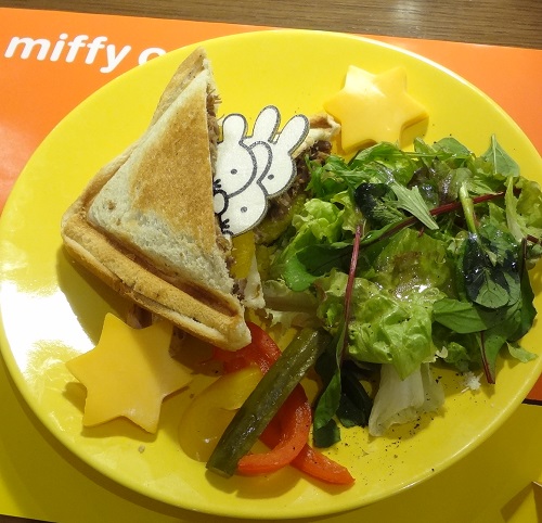 ミッフィーカフェグリルサンド