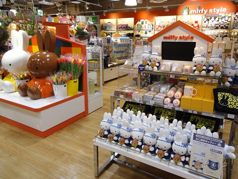 リニューアルオープンした miffy style大阪梅田店