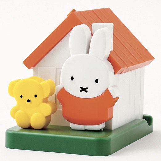 宝島社より「miffy おうち型キッチンツールBOOK」発売