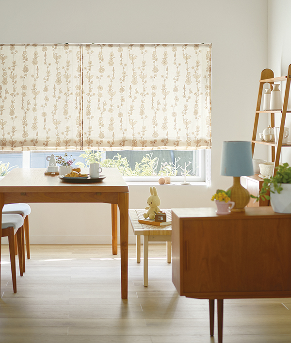 リリカラ_ curtain