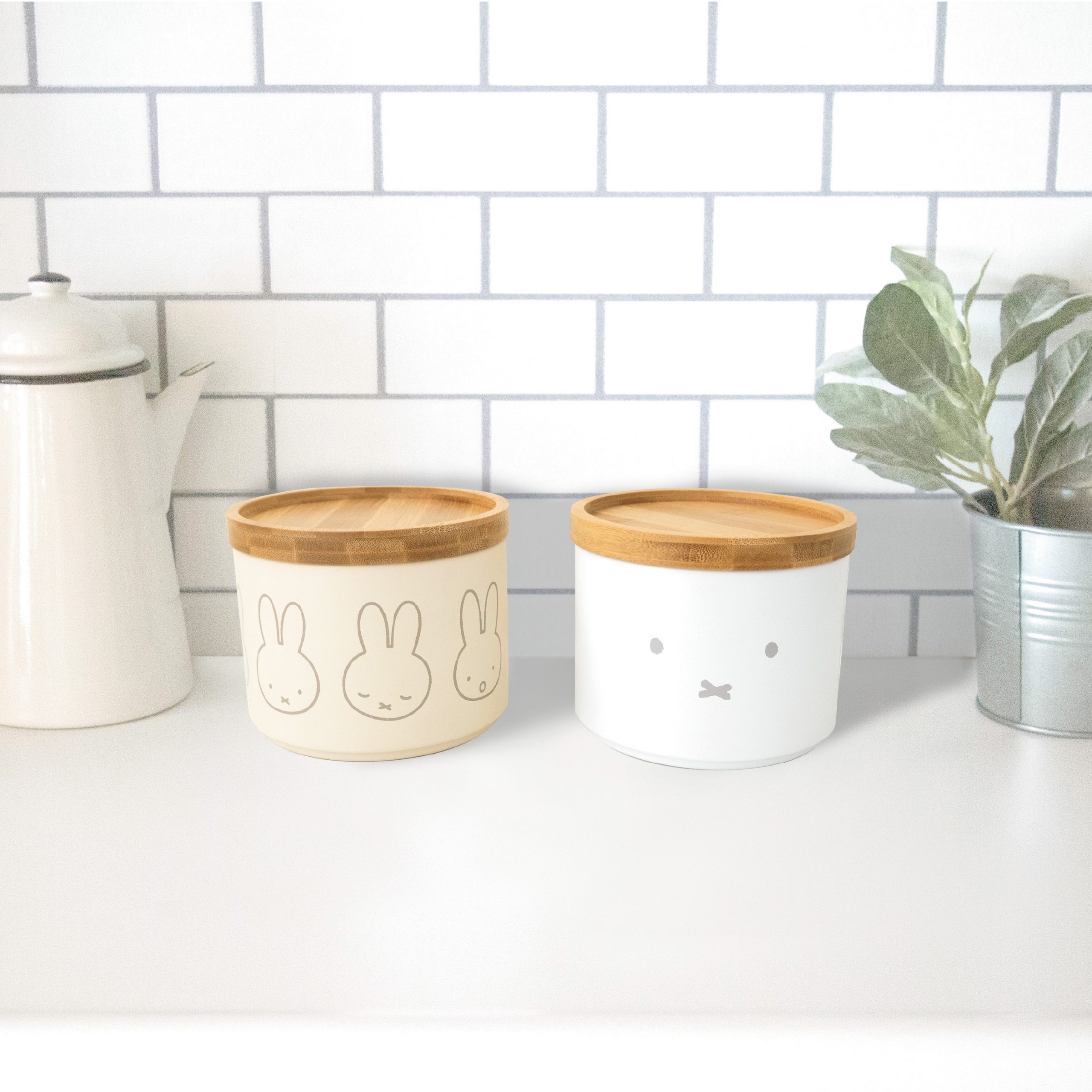 キャニスター、マグカップスタンド（オカトー）