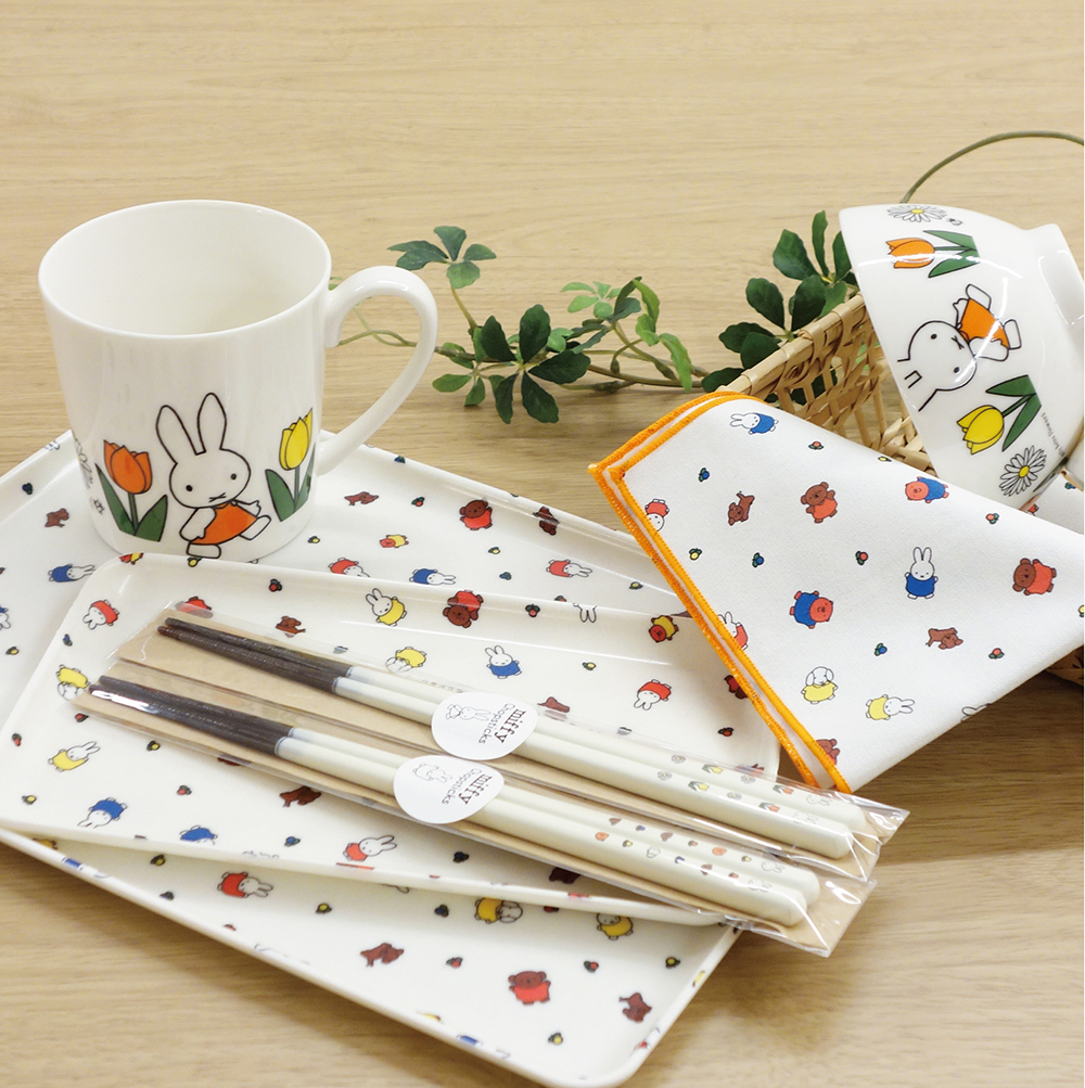 テーブルウェア（金正陶器）