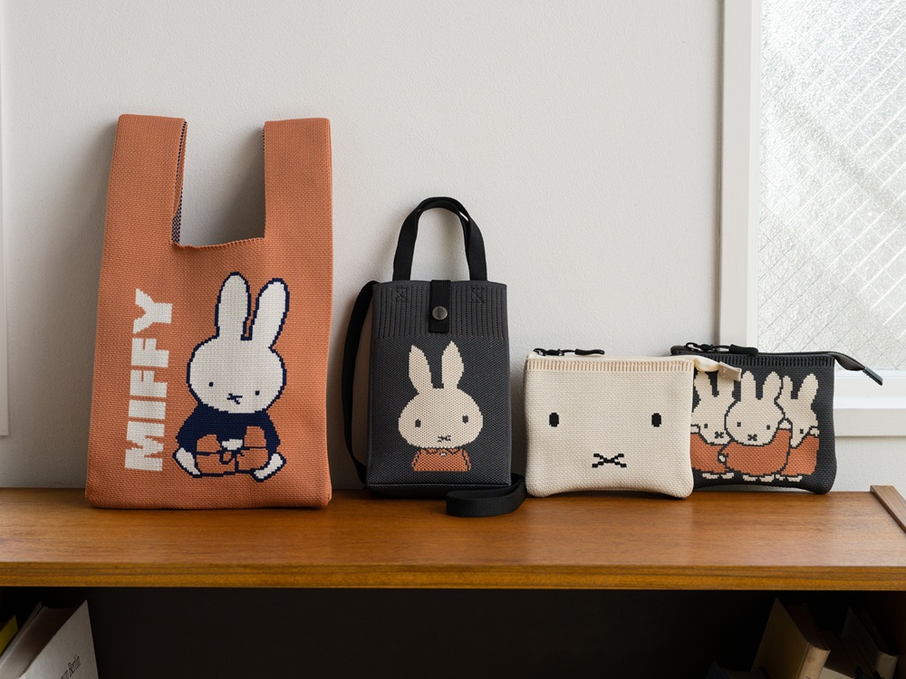 ニットポーチ/バッグ（川辺）