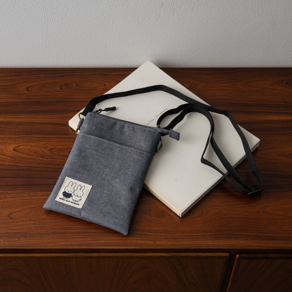 川辺 ミッフィー ショルダーバッグ