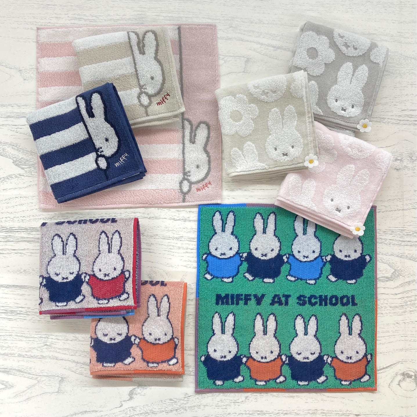 タオルハンカチ（川辺）