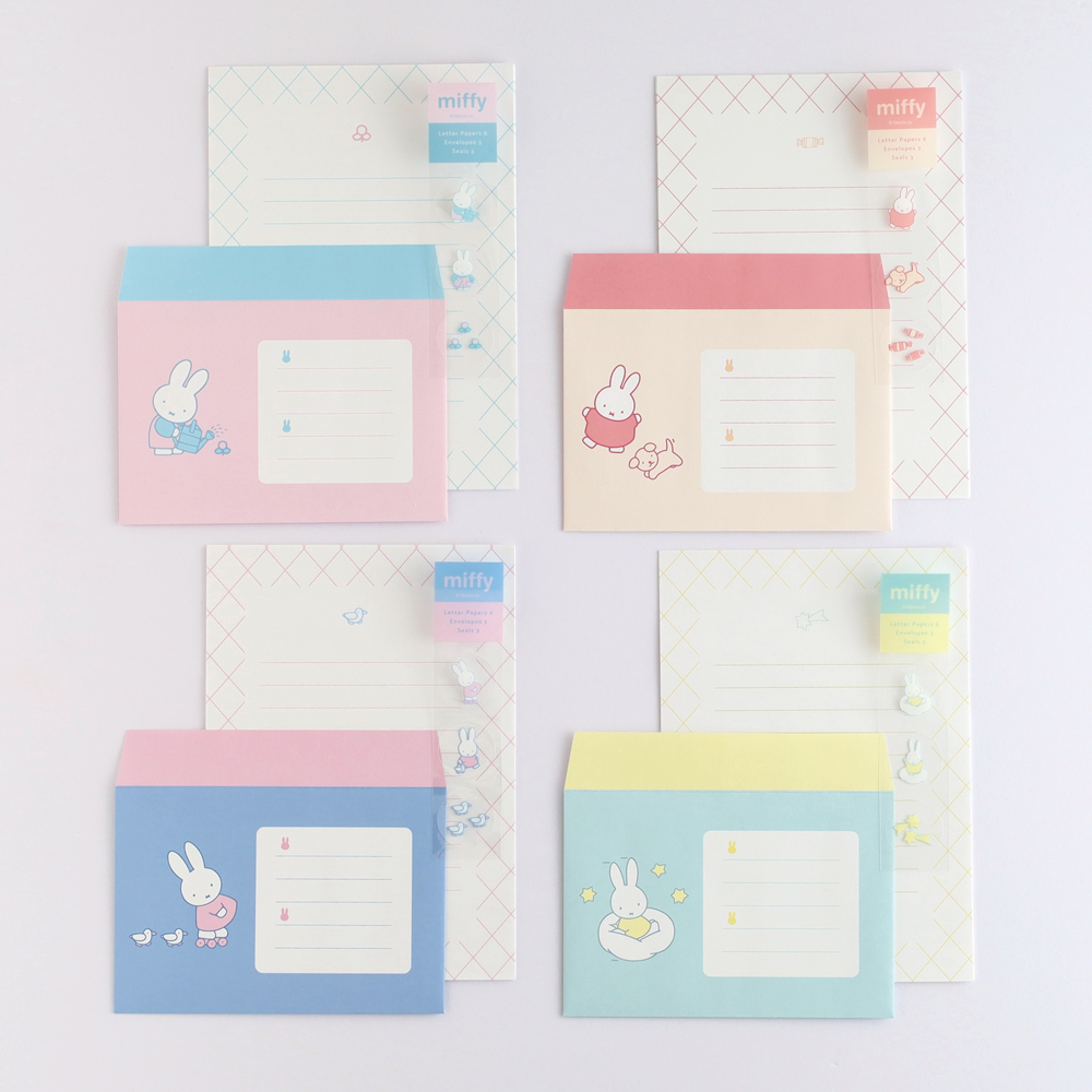 ミッフィー　ステーショナリー　グリーンフラッシュ