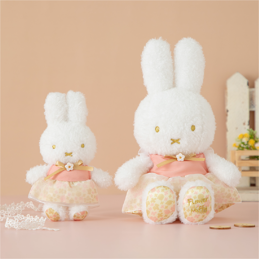 flower miffy　ぬいぐるみ　ミッフィー　マスコット　ベネリック